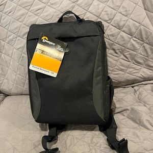 BRAND NEW! Lowerpro camera backpack for canon eos